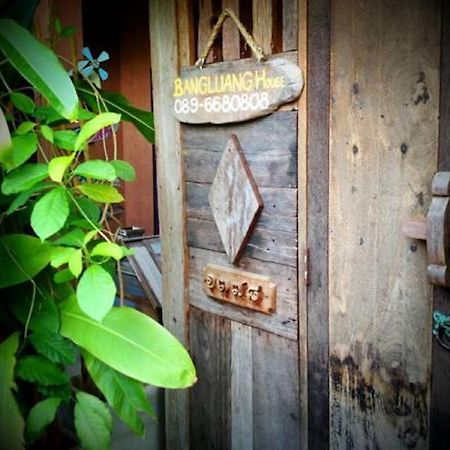 Bangluang House Hotel Bangkok Bagian luar foto