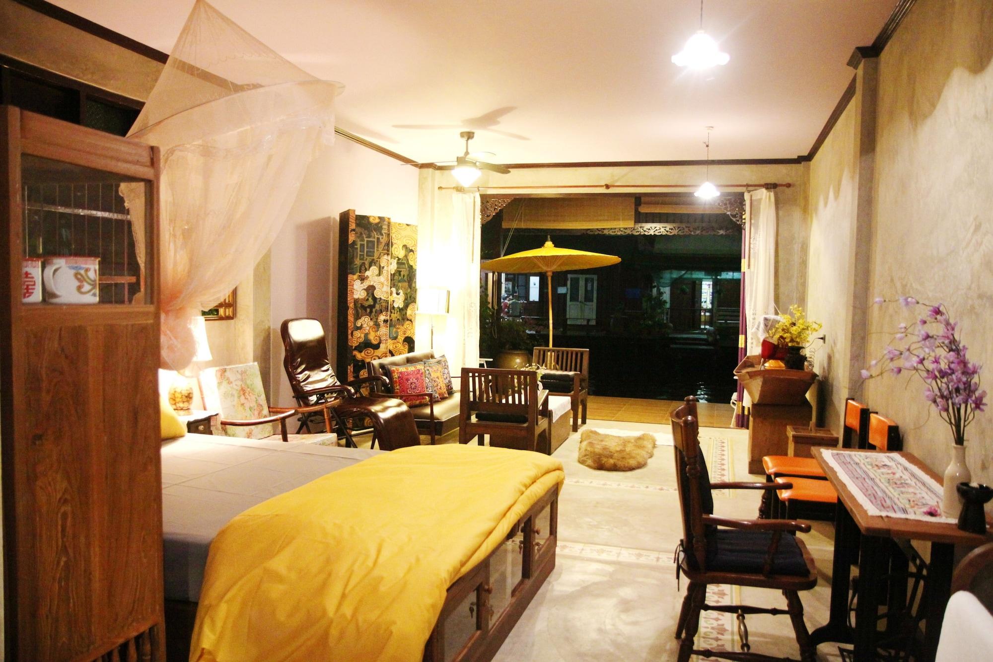 Bangluang House Hotel Bangkok Bagian luar foto